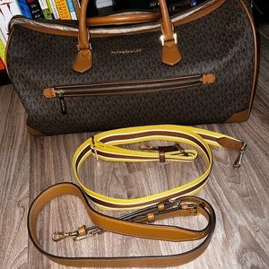 Used MK medium duffle bag